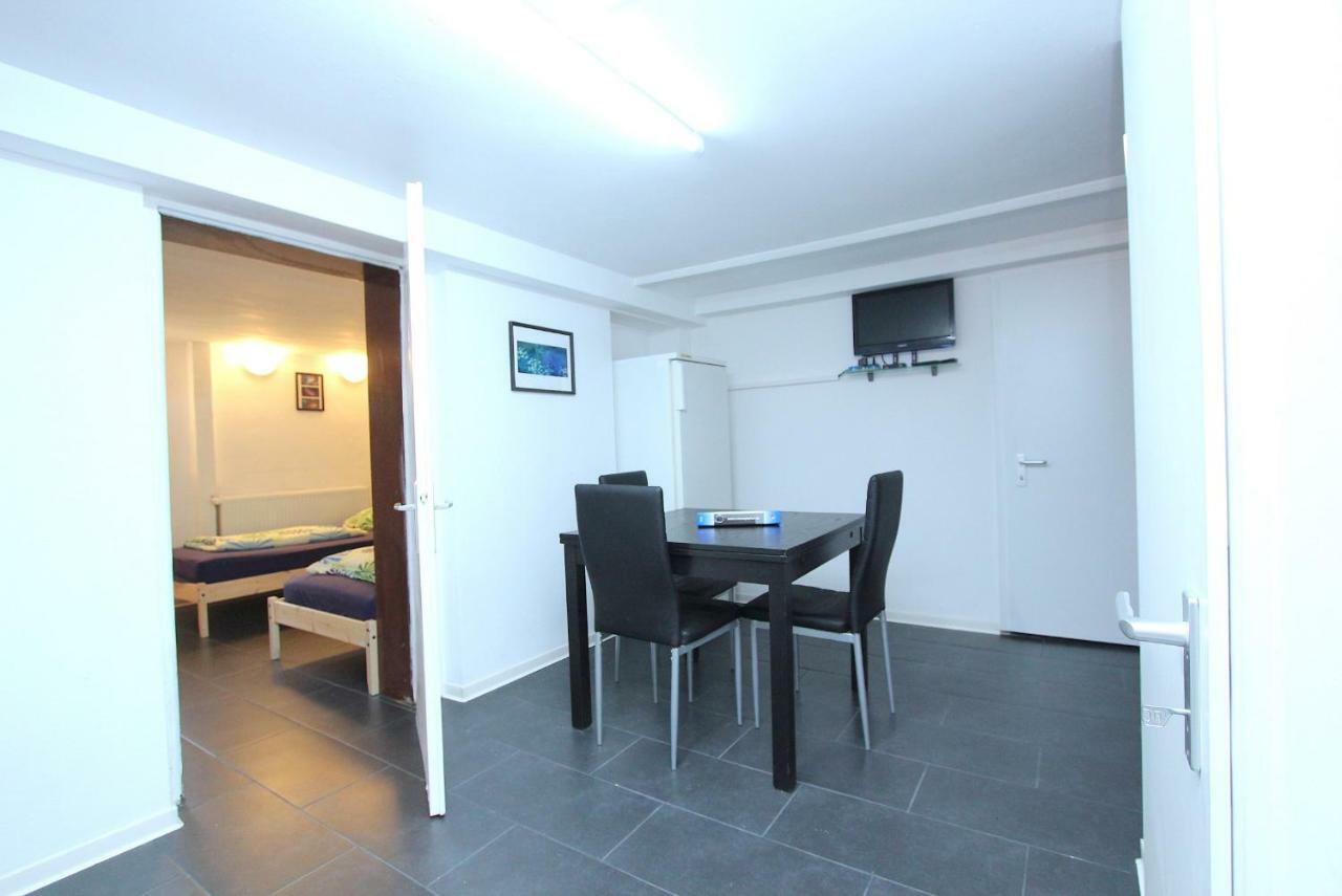 Privat-Souterrain-Apartment Ανόβερο Εξωτερικό φωτογραφία